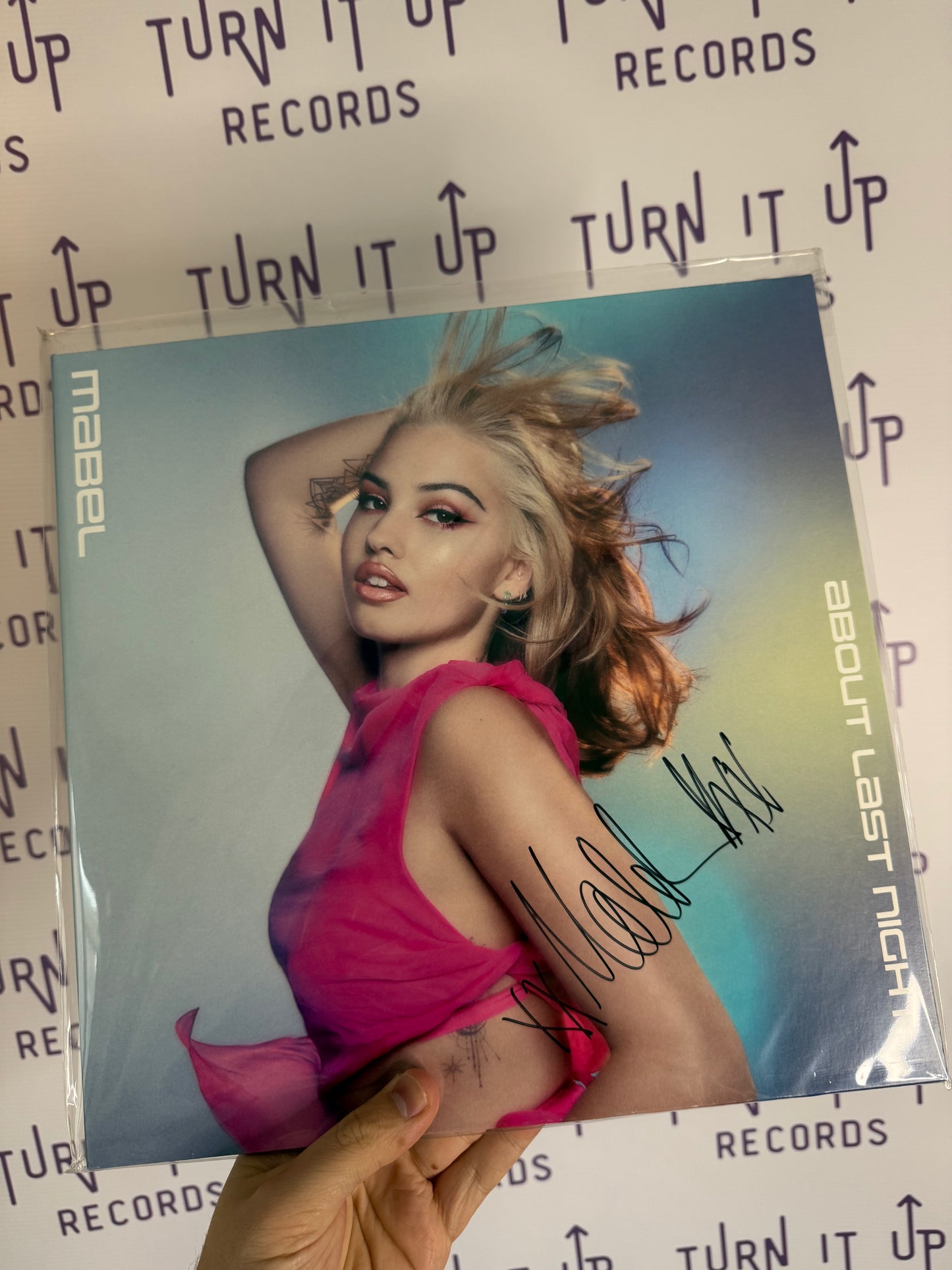 Mabel - About Last Night - Pink Signed Vinyo